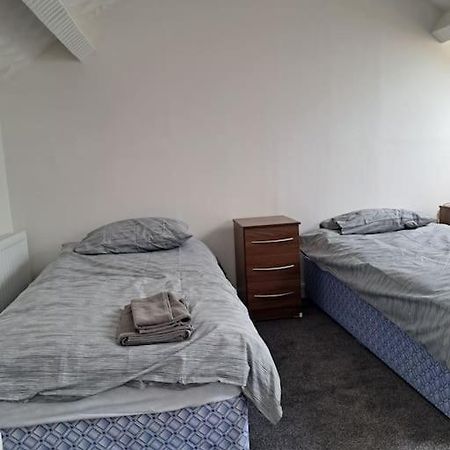 1 Bed Apart Dowlais 외부 사진